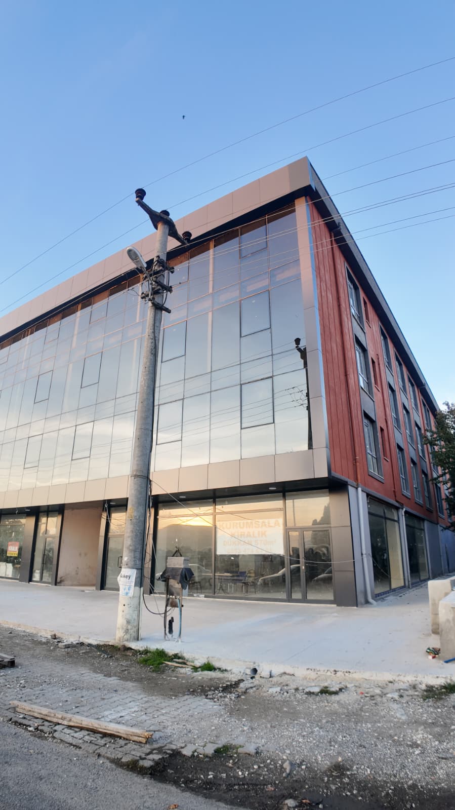  D�ZCE MERKEZ ADL�YE KAR�ISINDA 2+1 K�RALIK OF�S