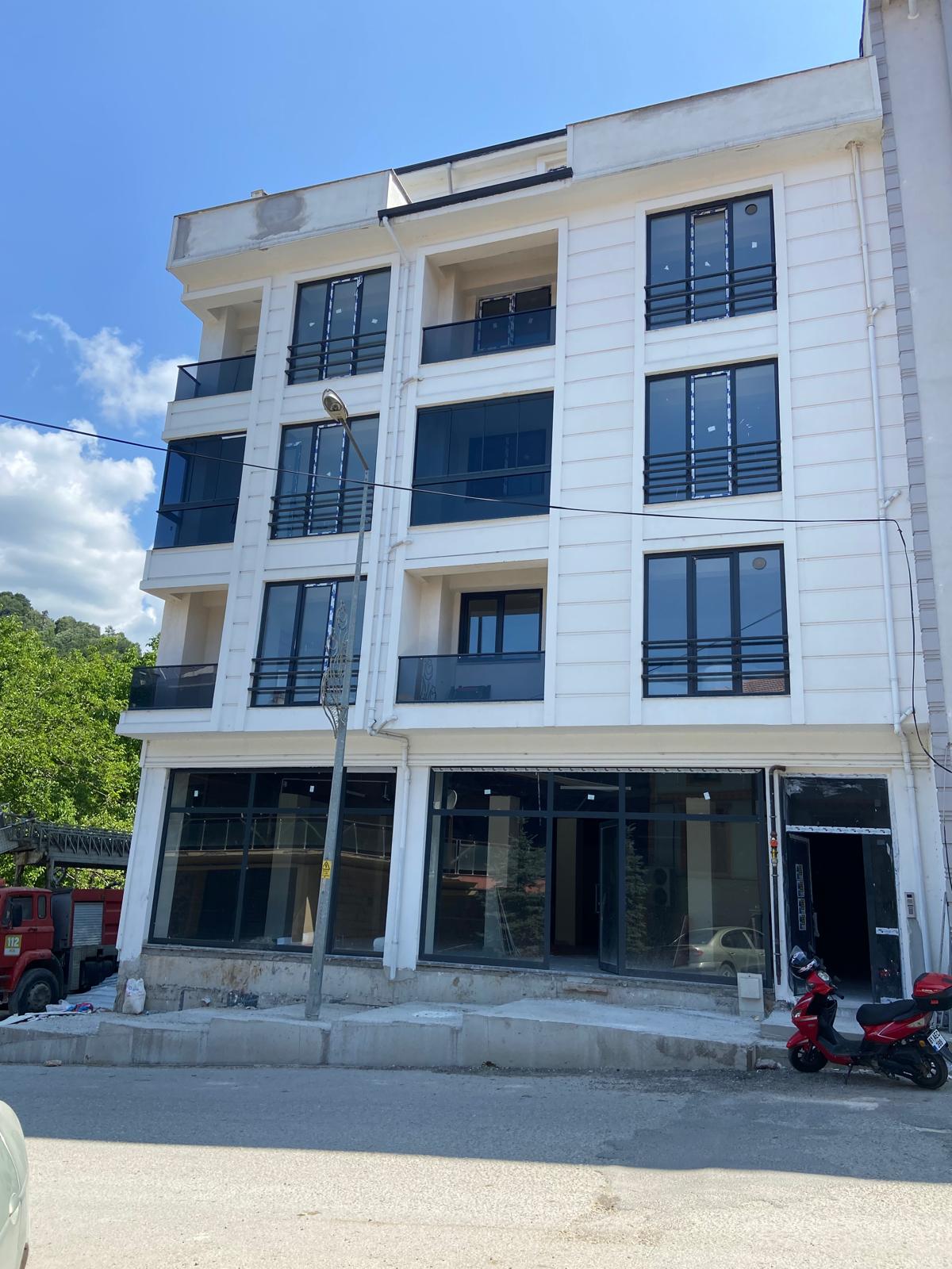  D�ZCE YI�ILCA MERKEZDE DO�A MANZARALI 3+1 FIRSAT DA�RE