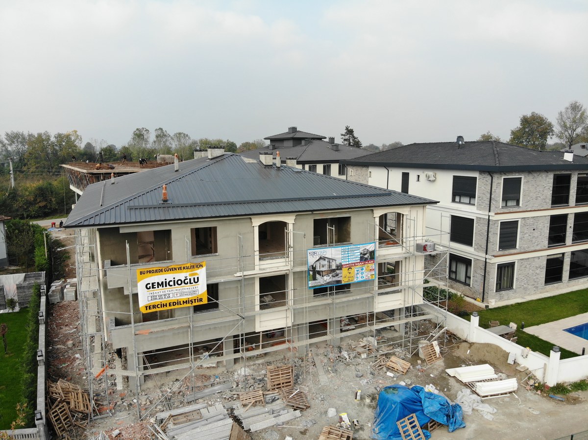  D�ZCE MERKEZ  AKINLAR`DA FARKLI KAT SE�ENEKLER� �LE 2+1-3+1