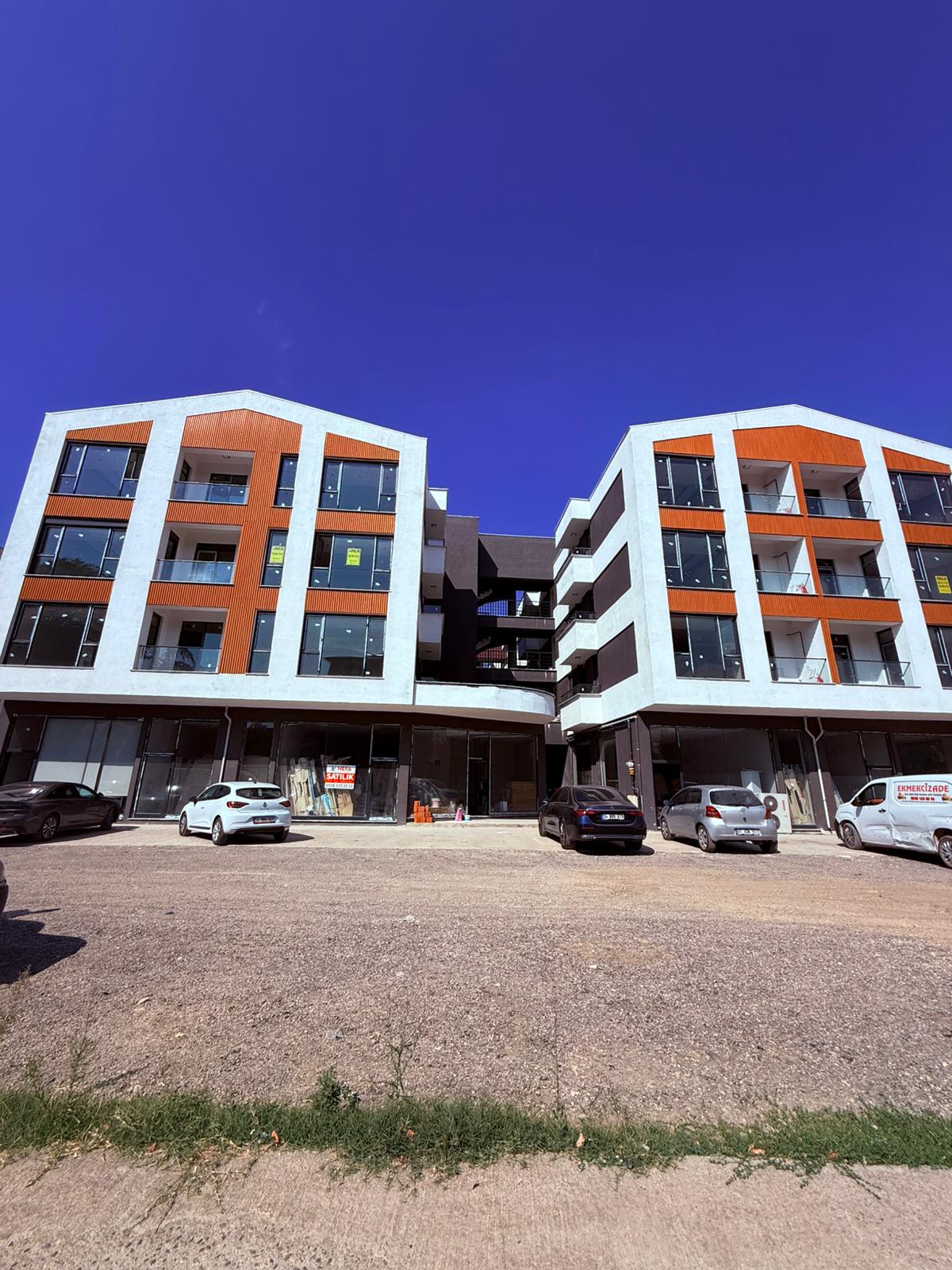  D�ZCE MERKEZ ALG�N ADRES`DE KAPALI MUTFAK ��FT BALKONLU 2+1