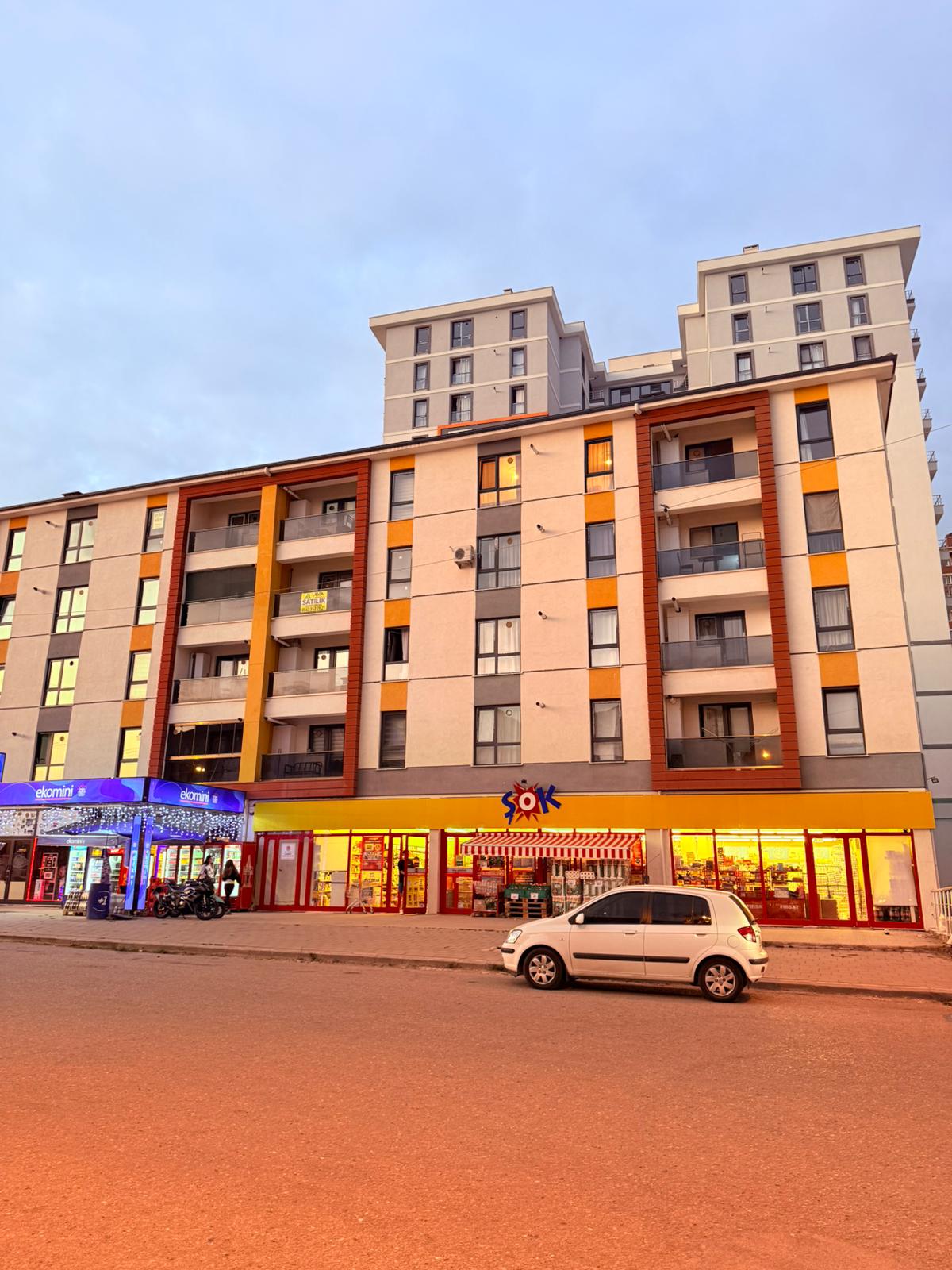  D�ZCE MERKEZ Z�RVE`DE FULL+FULL E�YALI 1+1 K�RALIK DA�RE