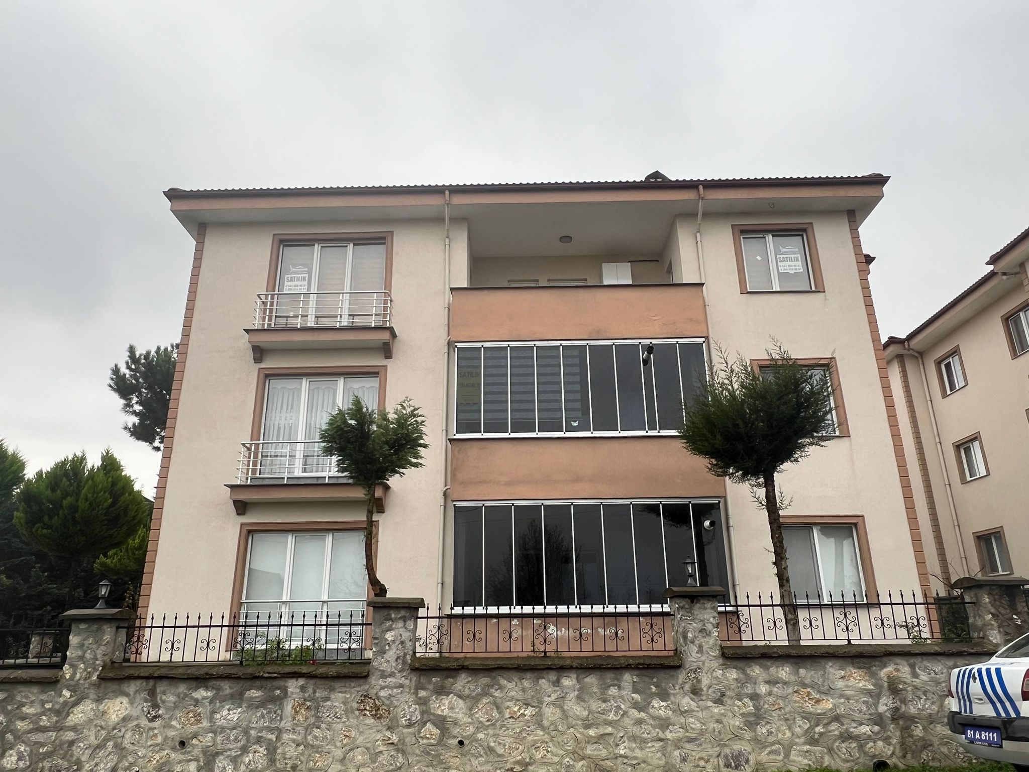  D�ZCE CUMAYER� MERKEZDE SATILIK FIRSAT 4+1 DA�RE