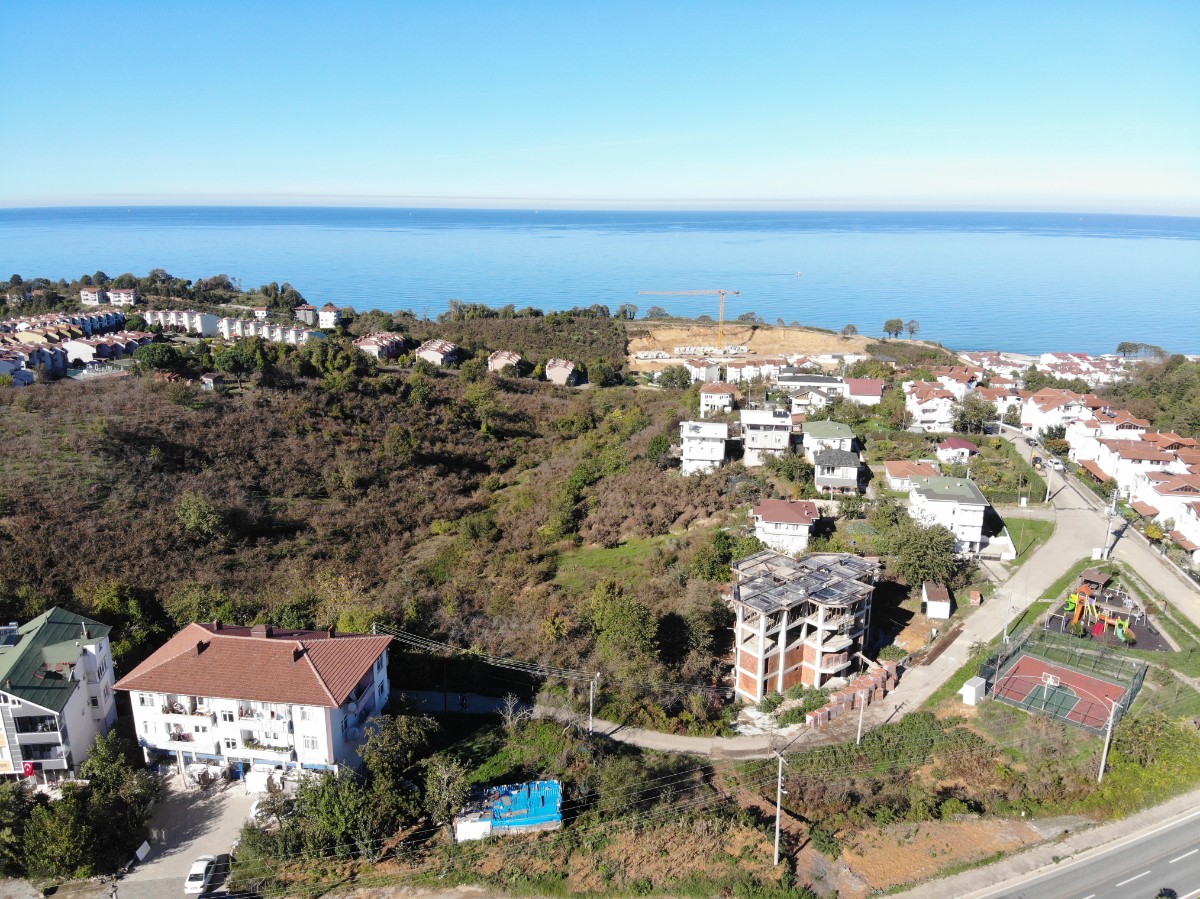 AK�AKOCA MERKEZ DE  FARKLI METREKARELERDE DEN�Z MANZARALI ARSALAR