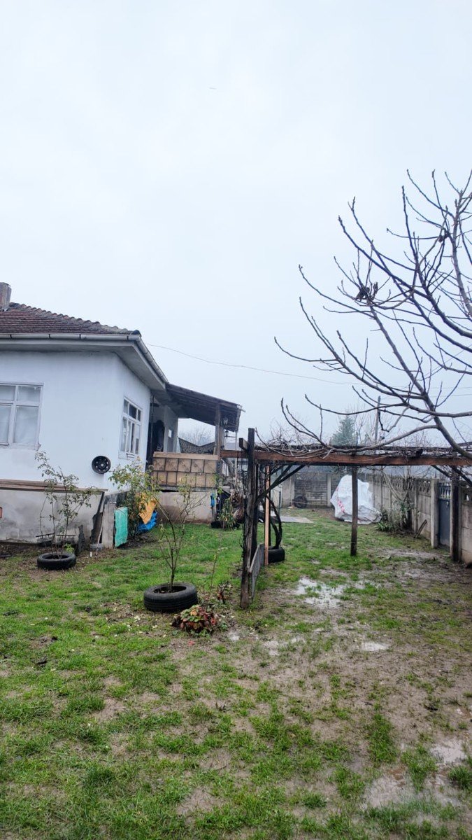 D�ZCE MERKEZDE 1.831M2 ARSA ��ERS�NDE KA�IRILMAYACAK M�LK