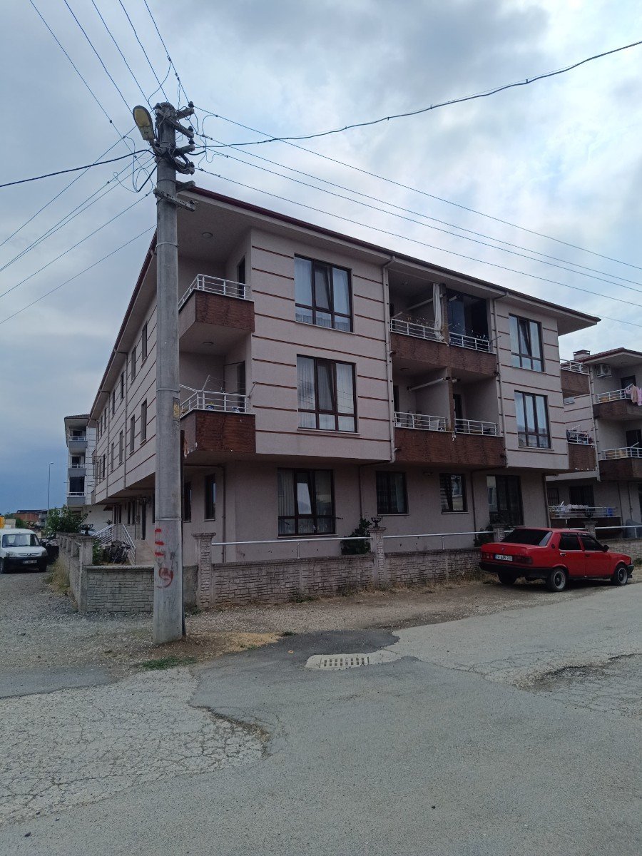 AZ�Z�YEDE K�RALIK 2+1 DA�RE
