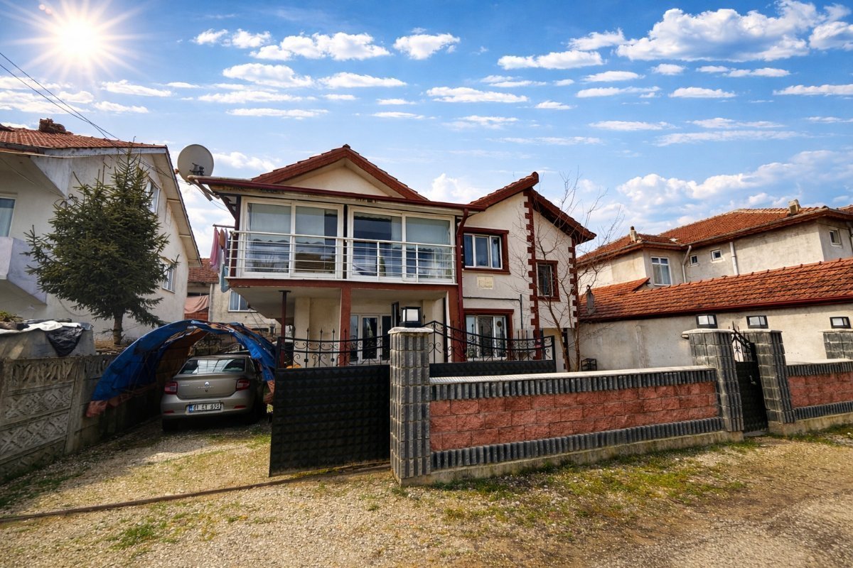 D�ZCE 300 M2 ARSA �ZER�NDE 2 KATLI M�STAK�L EV