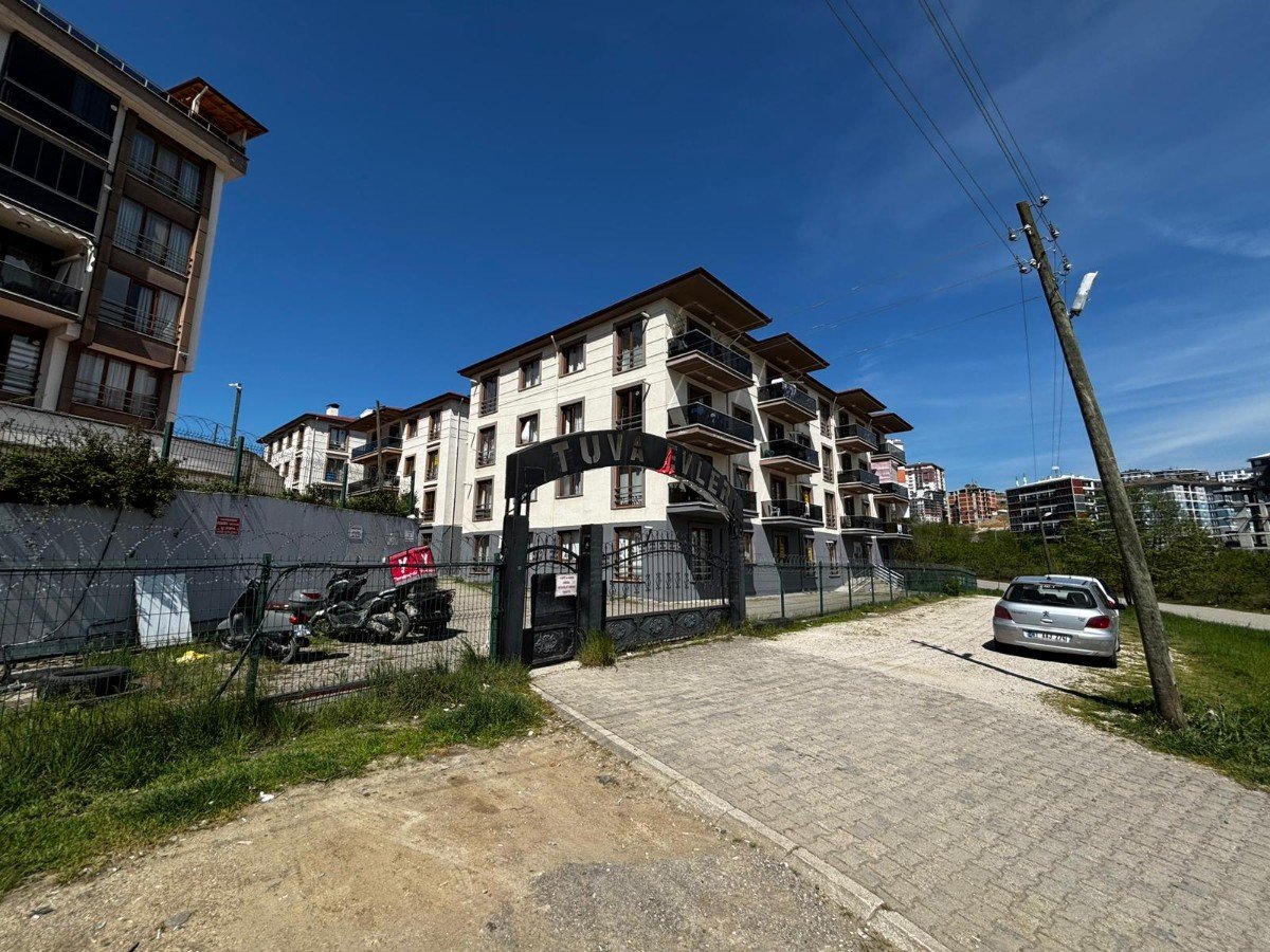 D�ZCE MERKEZ KONURALPTE S�TE ��ER�S�NDE K�RALIK 2+1